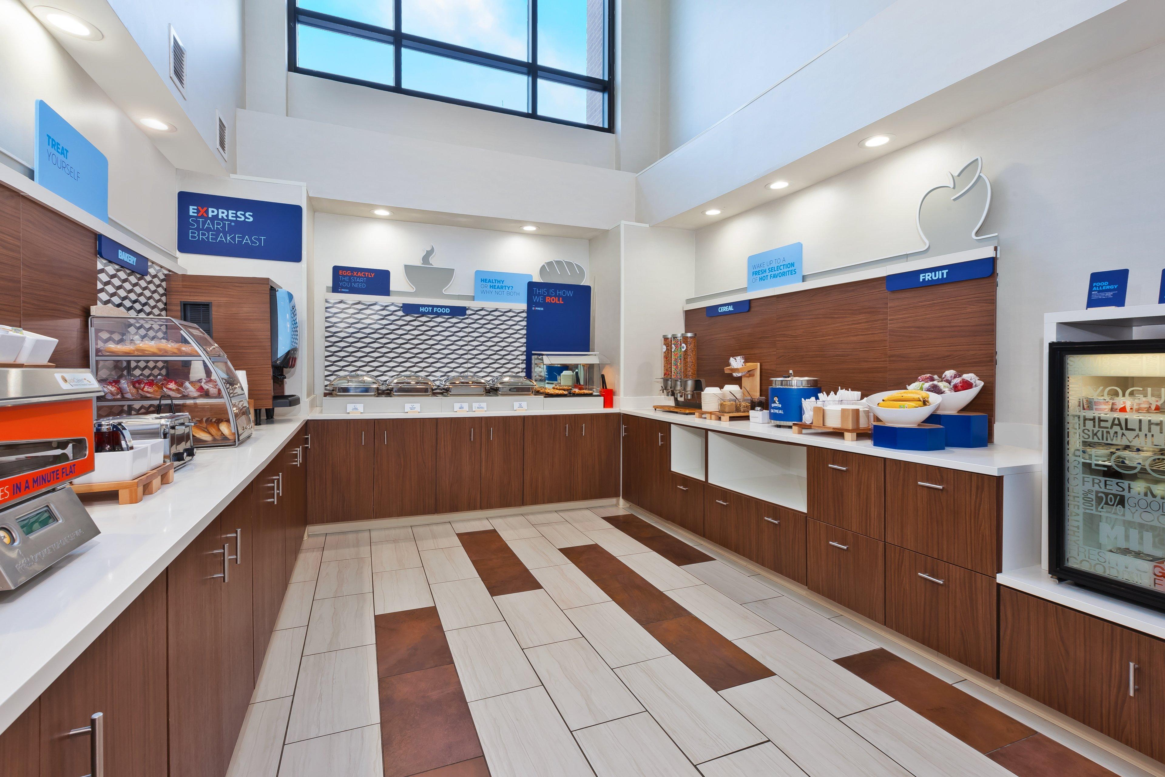 Holiday Inn Express Hotel & Suites Cleveland-Richfield By Ihg Brecksville Esterno foto