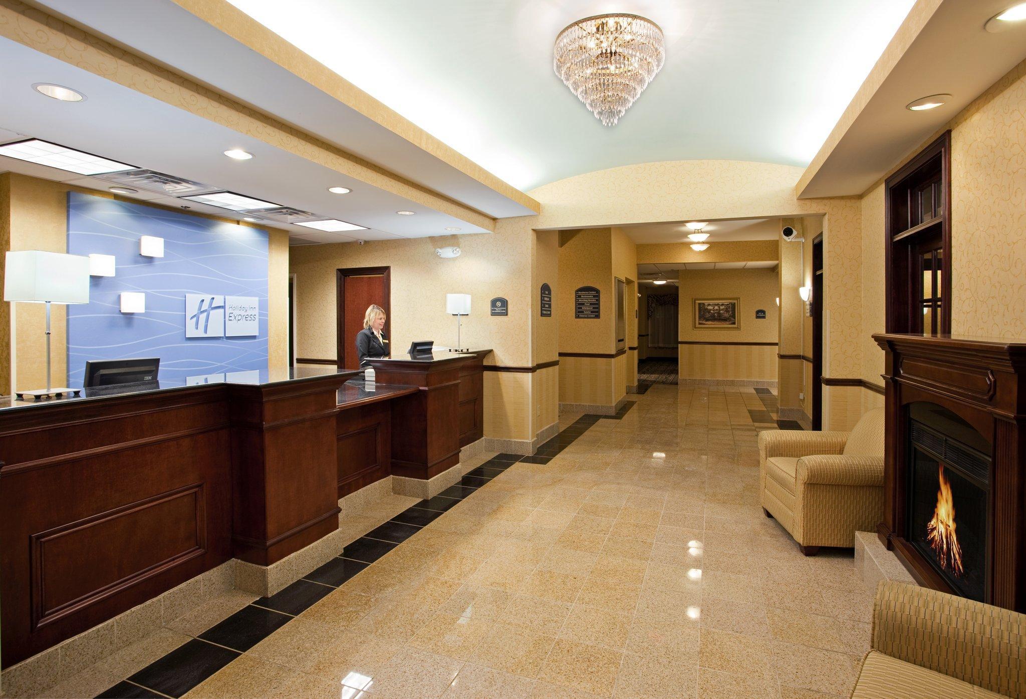 Holiday Inn Express Hotel & Suites Cleveland-Richfield By Ihg Brecksville Esterno foto