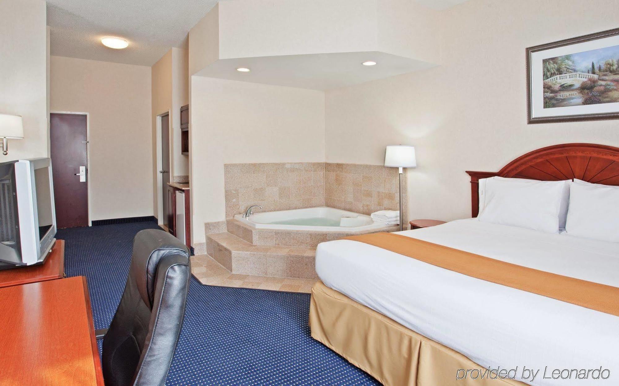 Holiday Inn Express Hotel & Suites Cleveland-Richfield By Ihg Brecksville Camera foto