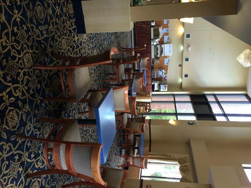 Holiday Inn Express Hotel & Suites Cleveland-Richfield By Ihg Brecksville Esterno foto